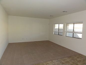 3rd image of 16400 W Hope Dr