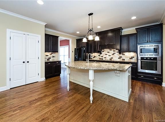 5th image of 1005 Belmont Village Dr #22