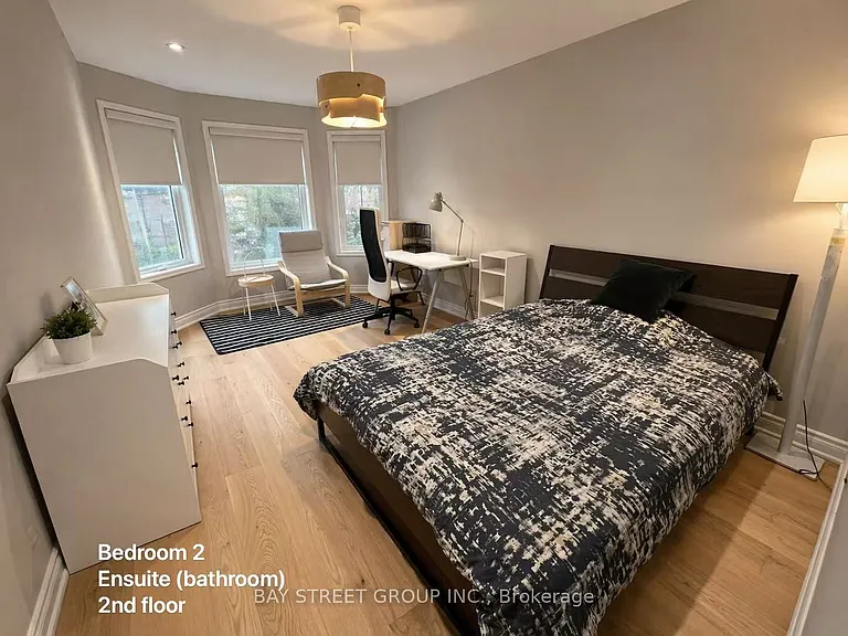 42 Fouracre Way #UPPER LEVEL — Photo 31