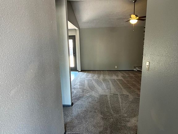 3rd image of 3212 Duckworth Ave