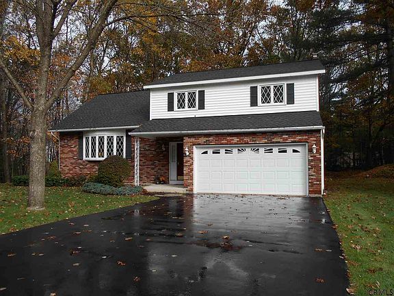 2nd image of 12 Walsh Ln