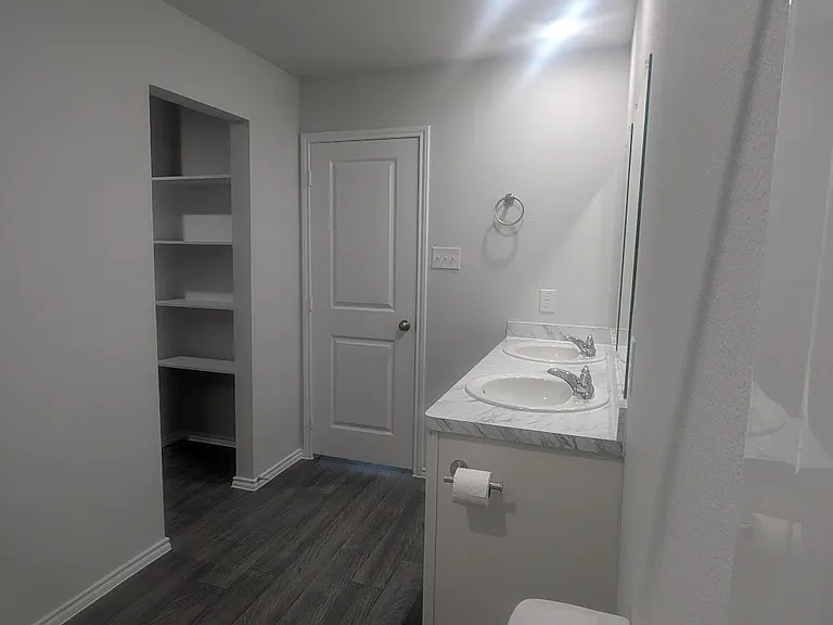 Tall Meadows Dr — Photo 7