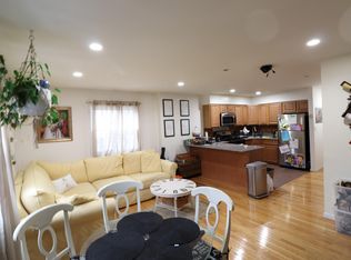 325 8th St APT 1, Union City, NJ 07087