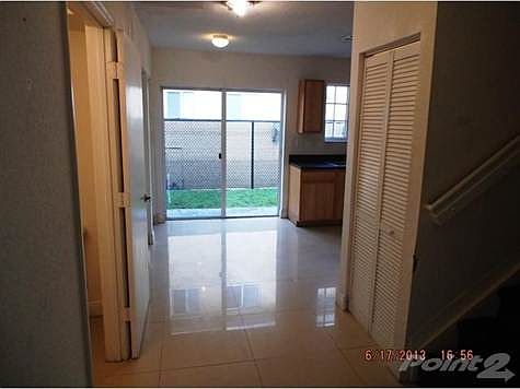 3rd image of 2060 NE 167th St APT 1