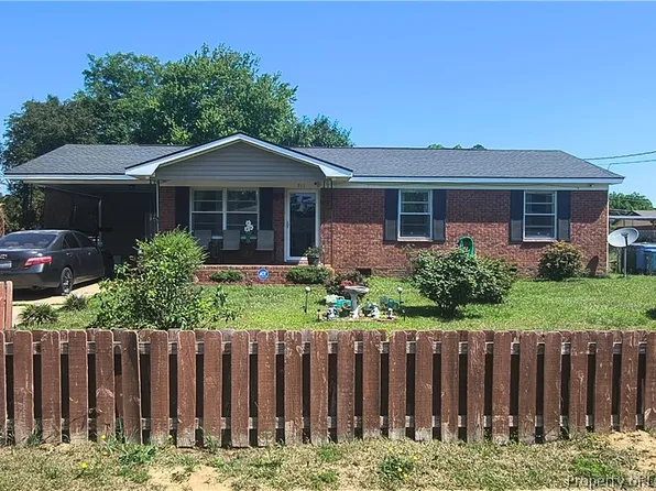 311 Glen Canyon Dr, Fayetteville, NC 28303