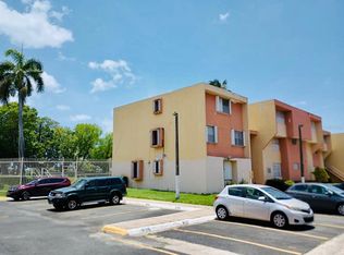 28A Lago #II-28, Toa Baja, PR 00949