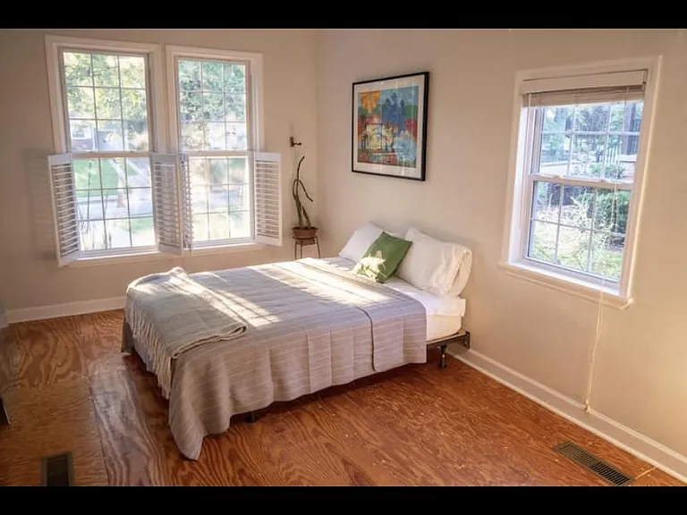215 W Avondale Dr — Photo 29