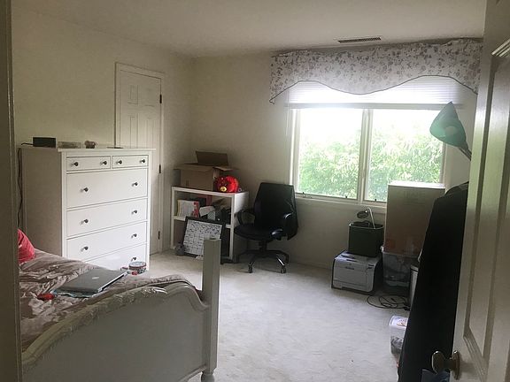 5th image of 2020 Chestnut Ave Unit 510