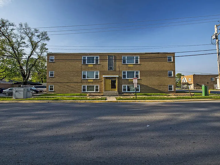 12507 S Ashland Ave — Photo 24