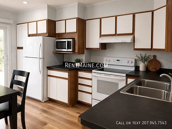 2nd image of 33 Burleigh Rd APT 16