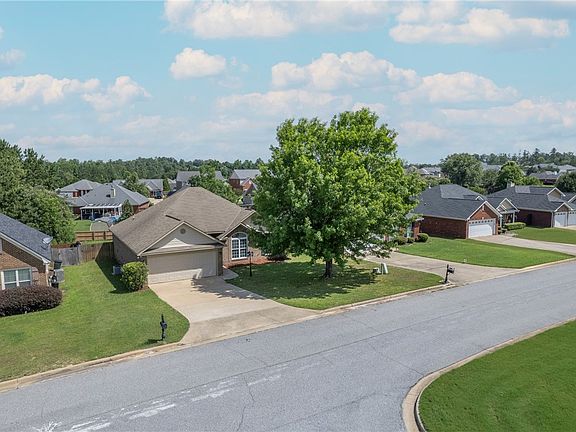 3rd image of 144 Lee Road 2140