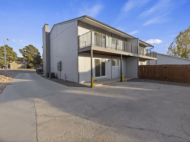 5520 Fiesta Ln #A — Photo 8