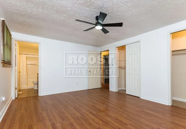 2600 Brookdale Dr — Photo 5