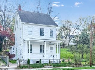 564 Warren St, Phillipsburg Town, NJ 08865