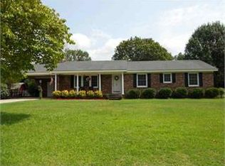 3006 Larkspur Rd, Florence, SC 29501