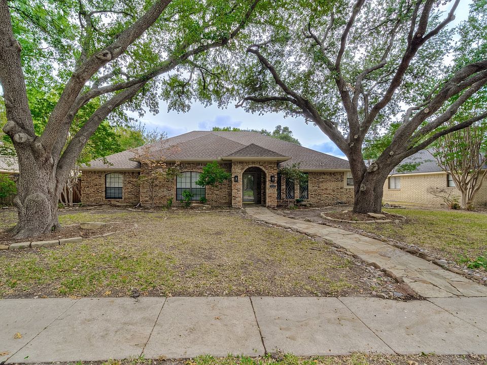1st image of 3924 Mesa Dr