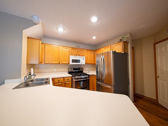 2nd image of 1765 Riverwood Dr