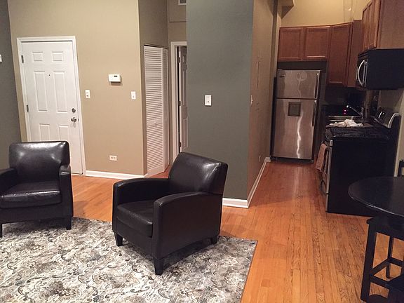 2nd image of 949 N Willard Ct APT 201