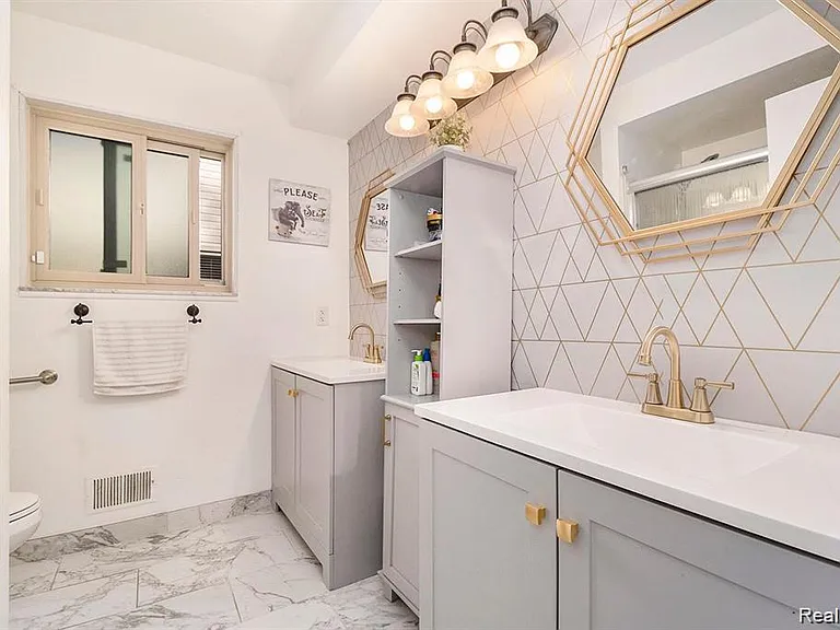 41720 Mary Kay Dr — Photo 17