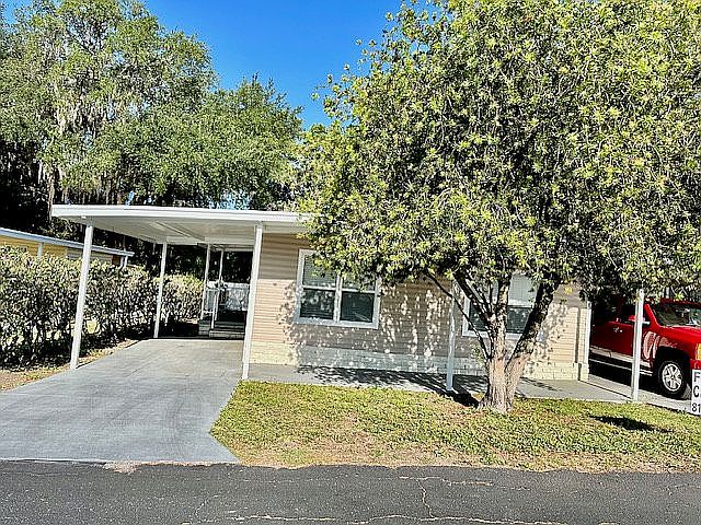 1st image of 4635 Goldfinch Dr