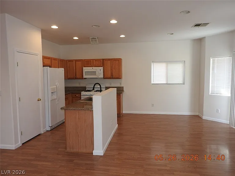 3732 Stowe Creek Ave — Photo 5