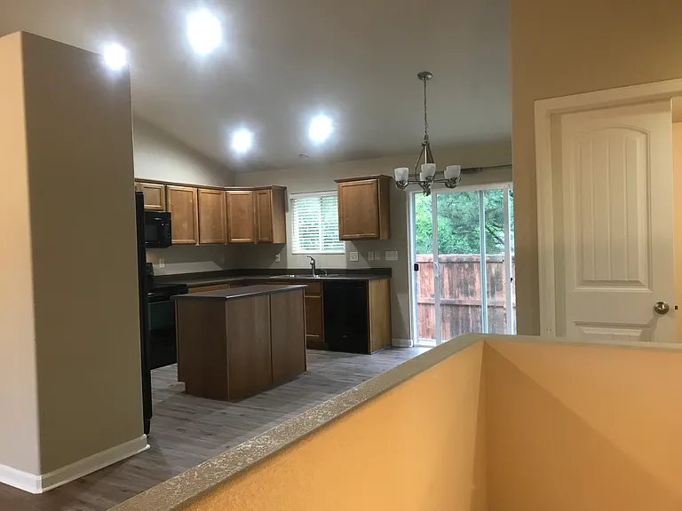 1819 Gemini Ct — Photo 4