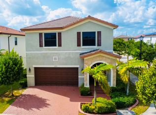 10532 W 35th Ln, Hialeah, FL 33018