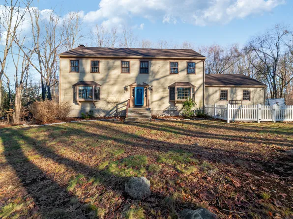 49 Orchard Hill Road, Newtown, CT 06470