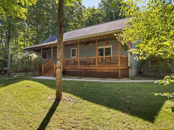 5096 Timber Ridge Dr, Kingsley, MI 49649