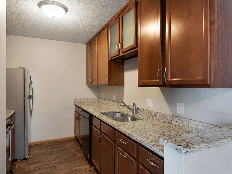 Fernbrook Townhomes — Photo 13
