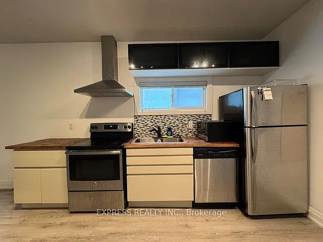 467 Keele St #MAIN — Photo 2