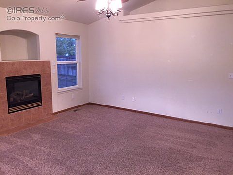 5th image of 900 Scotch Pine Dr