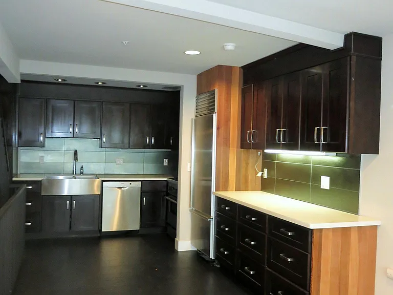 18 Scott Aly — Photo 6