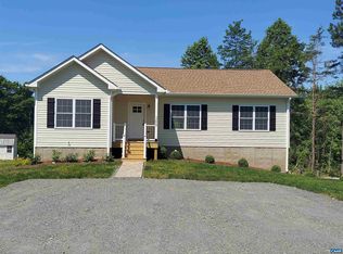240 Barrington Dr, Stanardsville, VA 22973