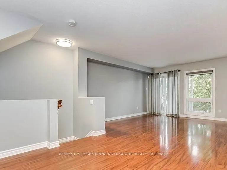 395 Chapman Mills Dr #A — Photo 6