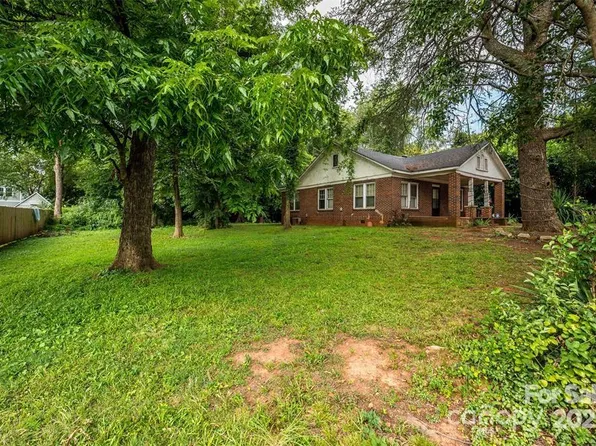 1320 E 35th St, Charlotte, NC 28205