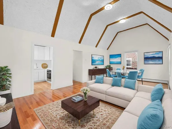 131-36 Francis Lewis Blvd, Laurelton, NY 11413