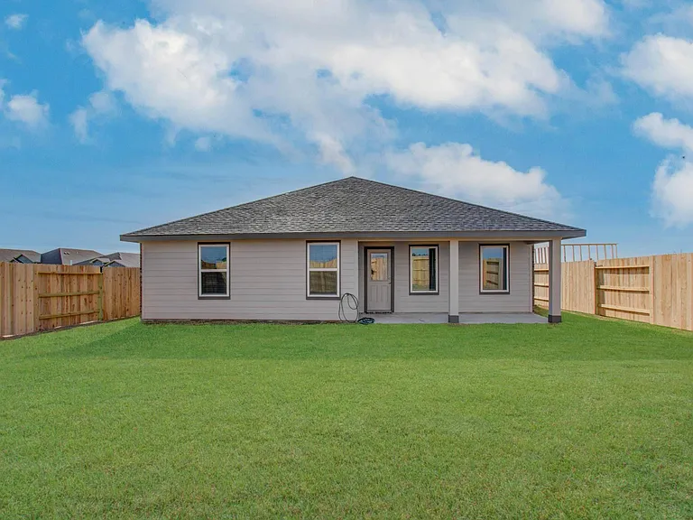 13922 Bay Crst — Photo 36