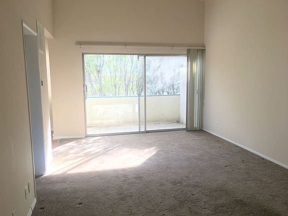2nd image of 351 Palos Verdes Blvd APT 11