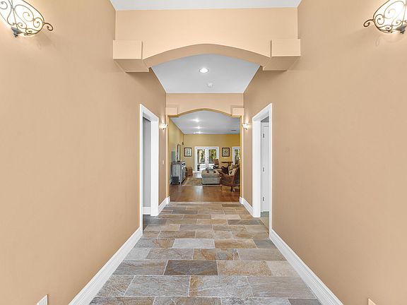 4th image of 10295 Saint Andrews Road