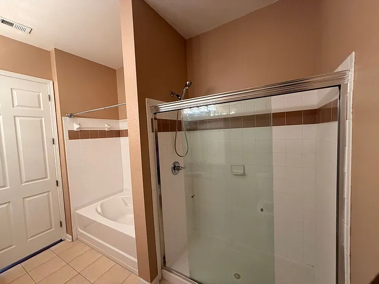 719 Terrace Ridge Cir — Photo 18