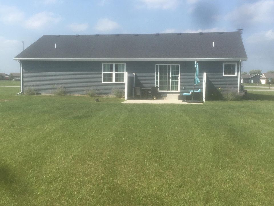 2nd image of 4425 Primrose Trl