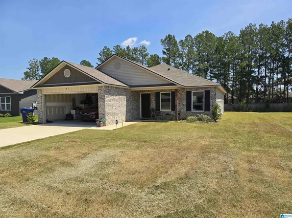 55 Canal Crossing Dr, Wetumpka, AL 36092