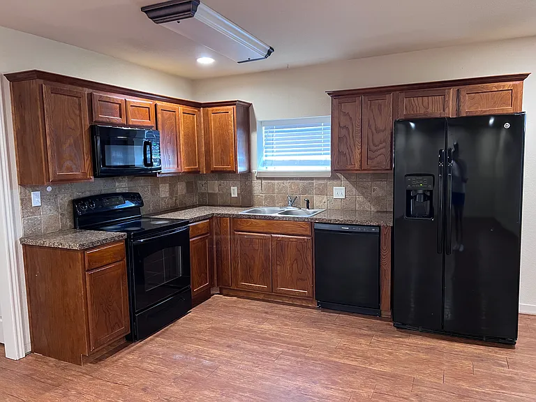 56 Boone Ave #1 — Photo 8