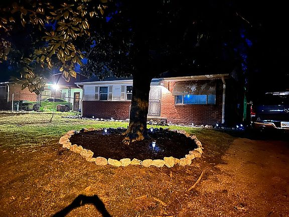 Driveway front yard 