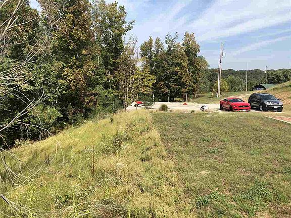 3rd image of 274 Private Road 471