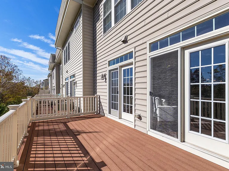 5313 Stream Bank Ln — Photo 44