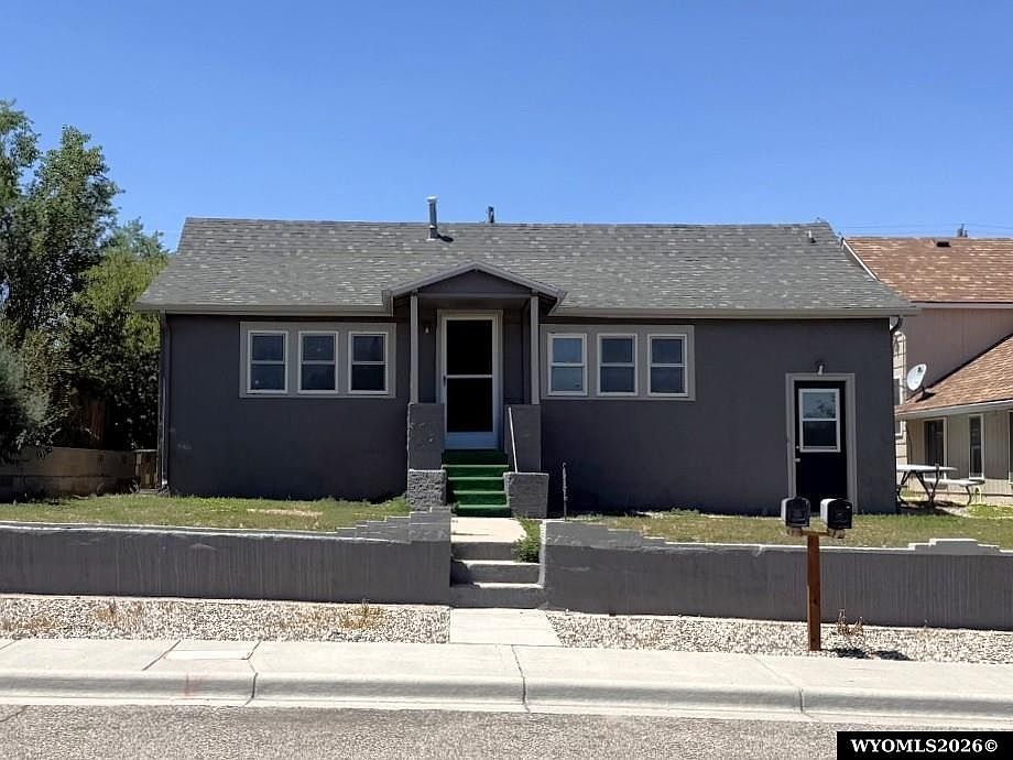 1st image of 1205 9th St