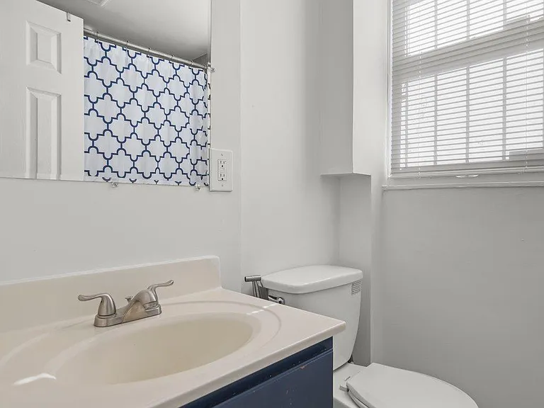 520 Jefferson St NW — Photo 59