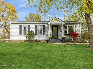 172 Bernard Dr, Buffalo Grove, IL 60089